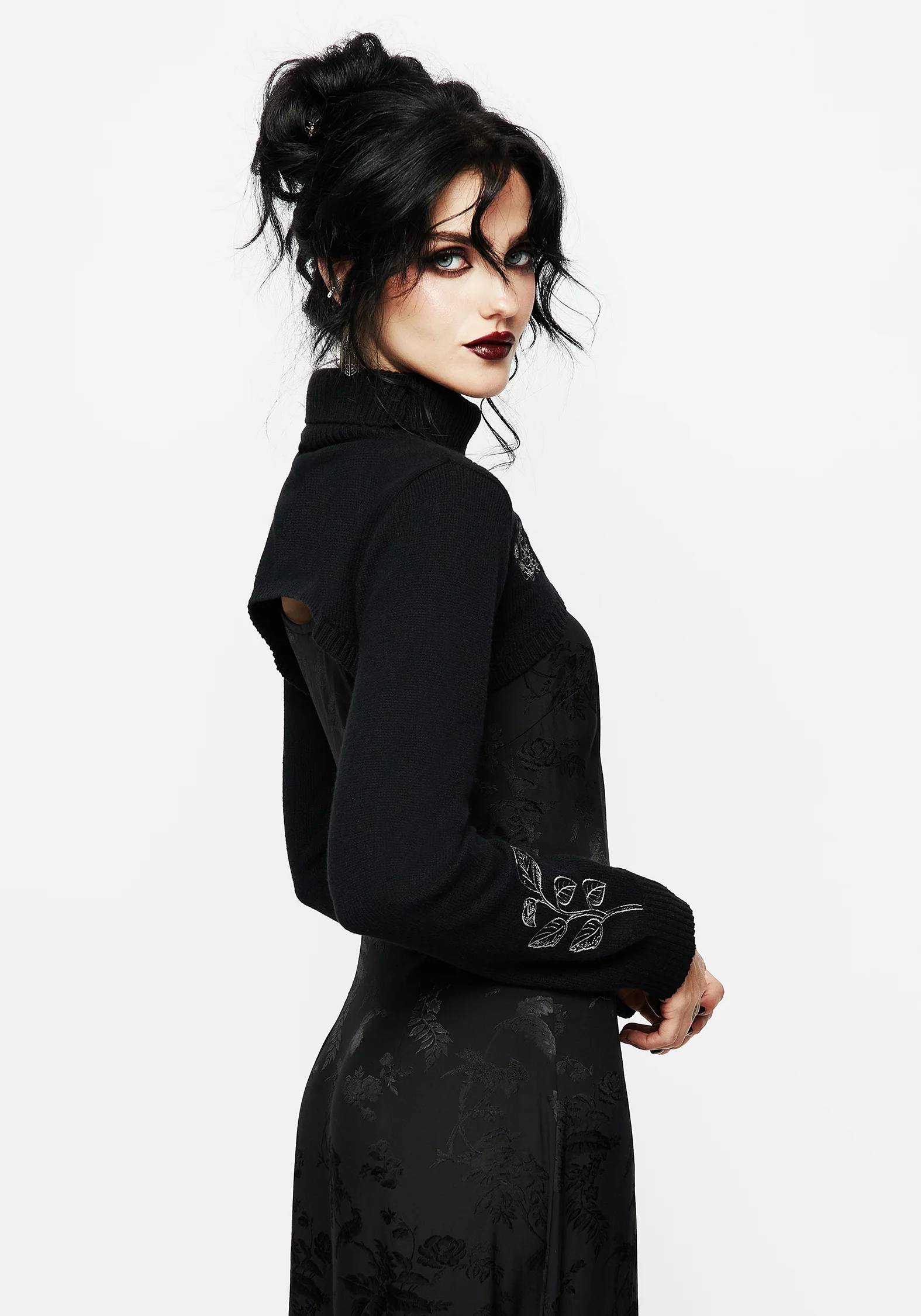 Amalthea Embroidered Roll Neck Extreme Crop Jumper - Image 5
