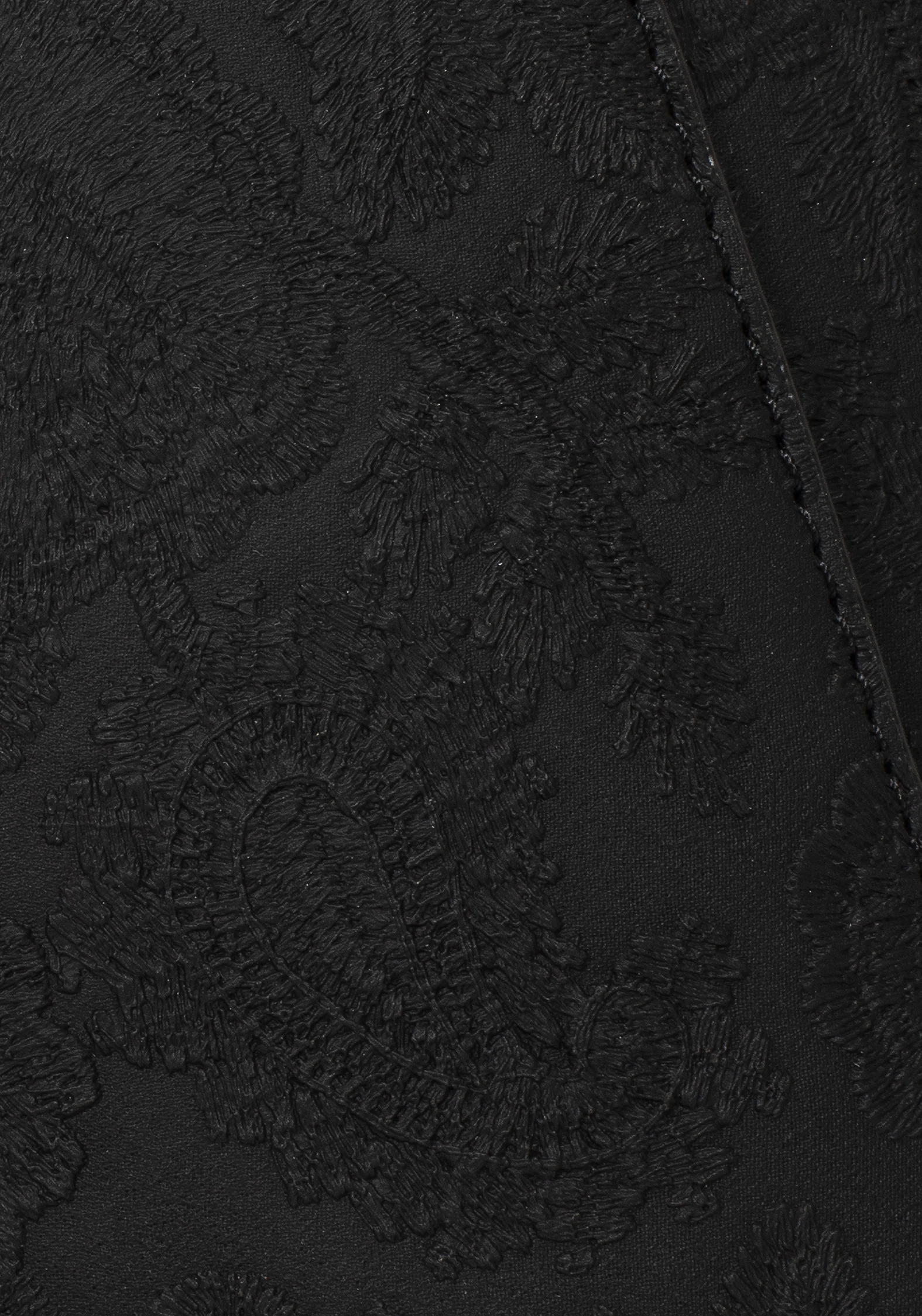 Apricity Paisley Debossed Waist Belt - Image 7