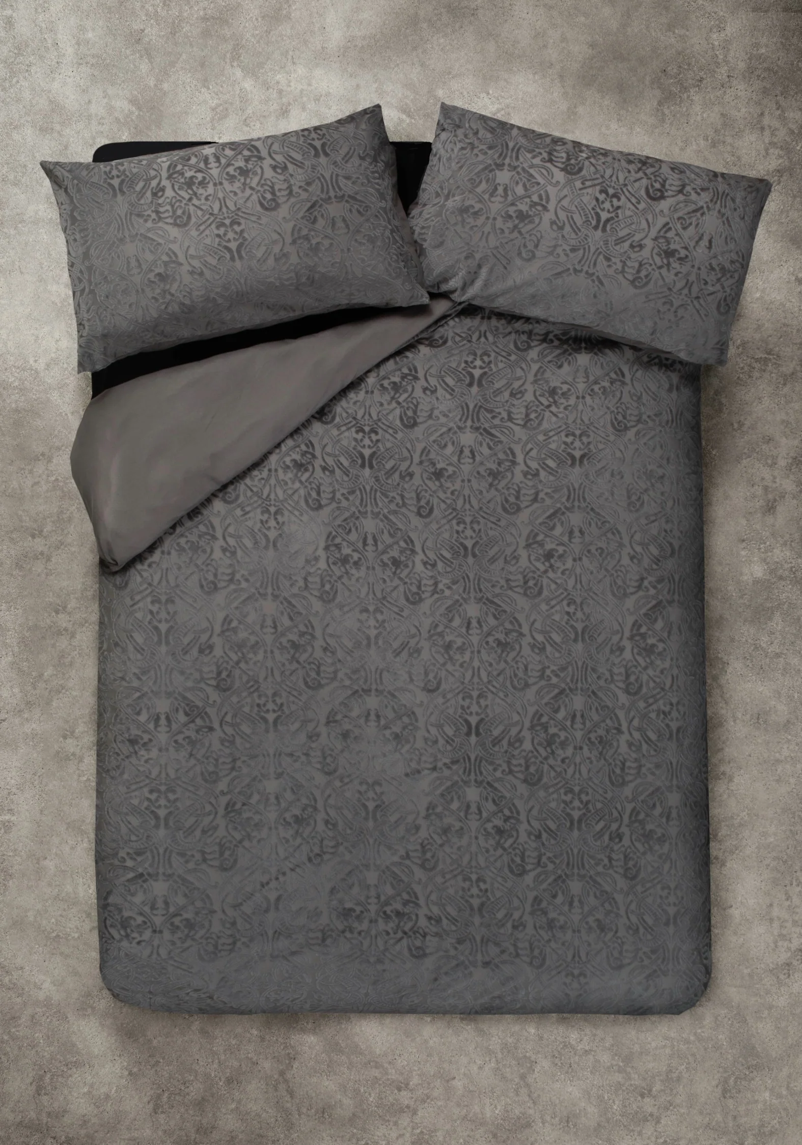 Branwyn Dragon Velvet Bedding (UK Double) - Image 4