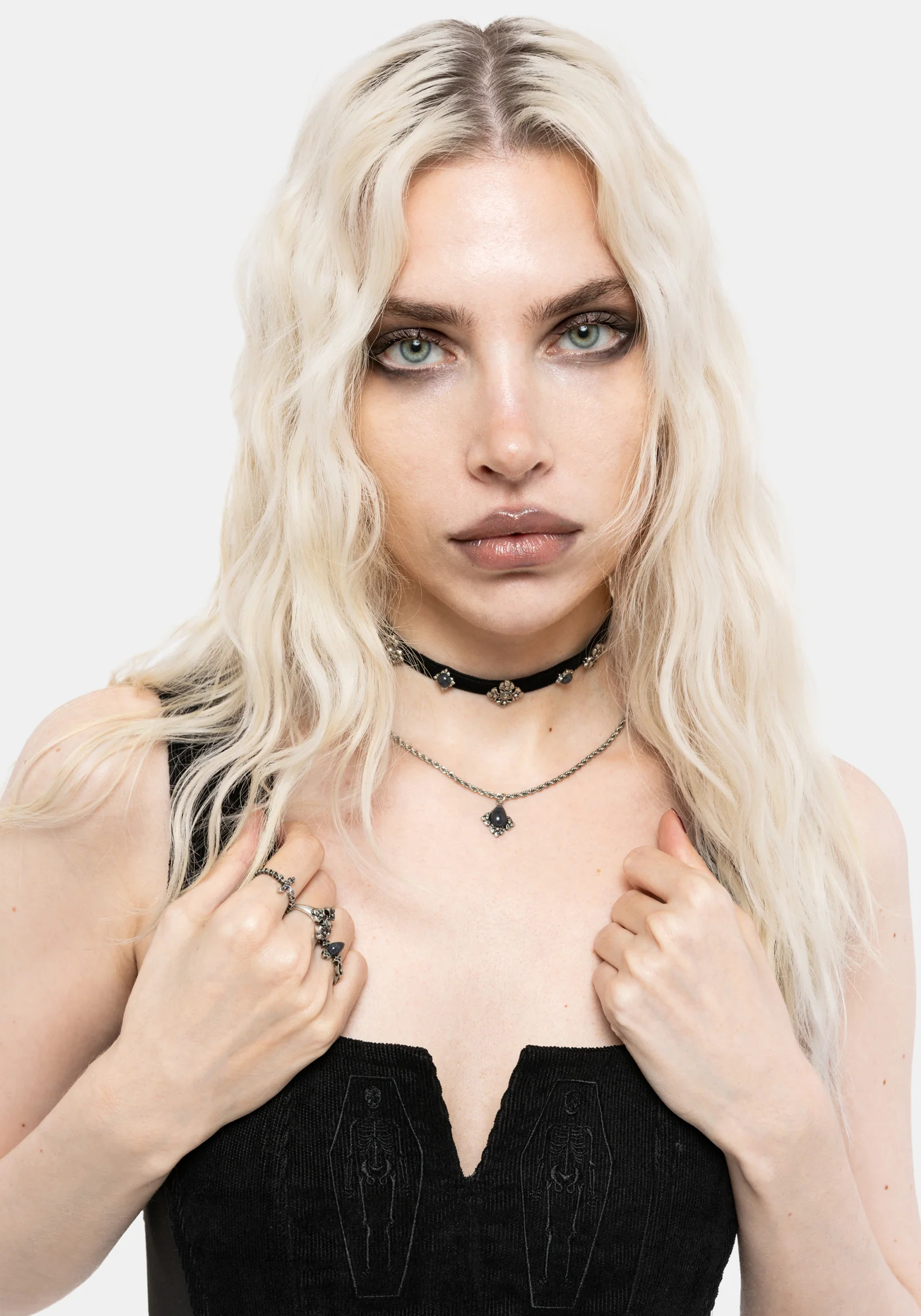 Crucentia Layered Choker - Image 3