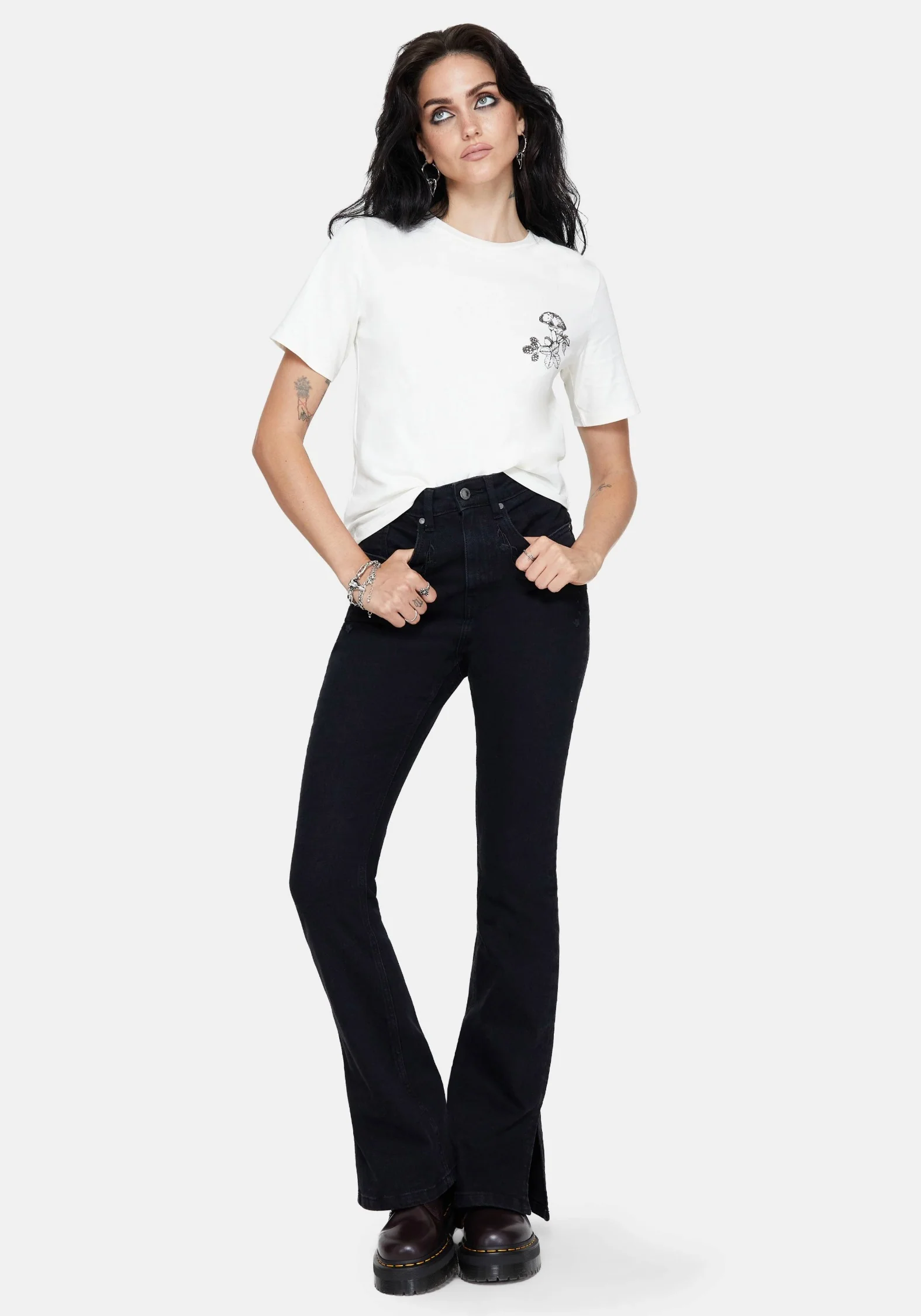 Cynthia Spider Web Graphic Cotton T-Shirt - Image 5