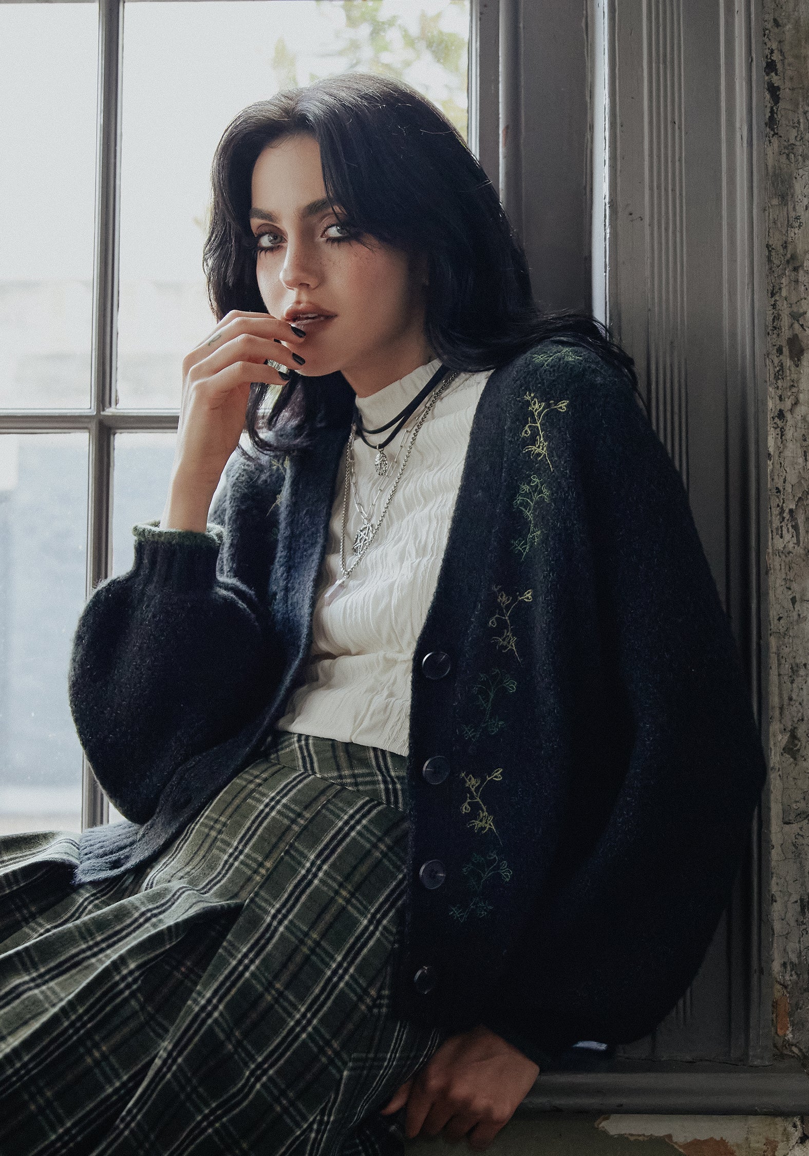 Dawsonia Embroidered Knit Crop Cardigan - Image 6