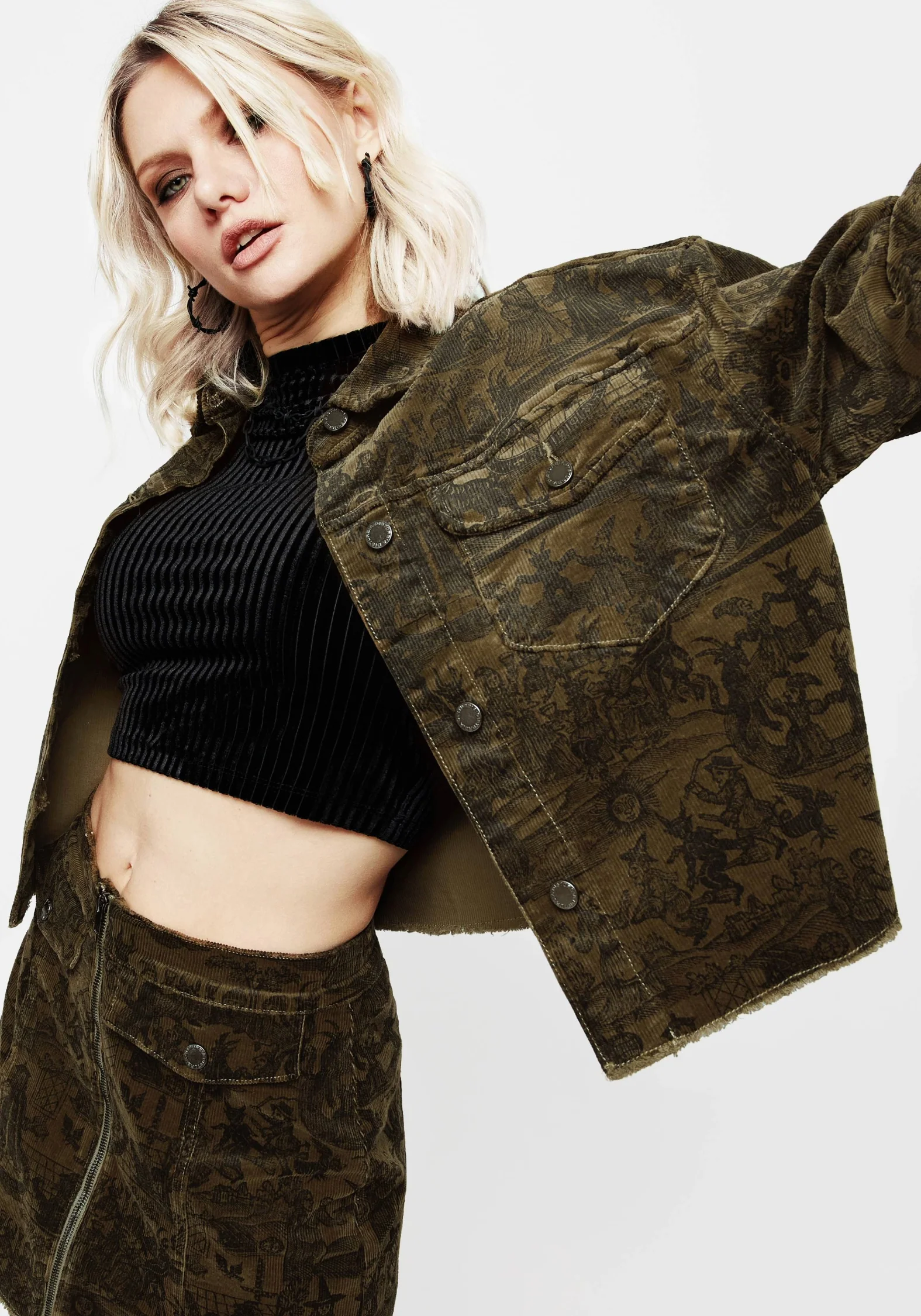 Diabolical Cord Woodcut Print Crop Shacket - Image 6