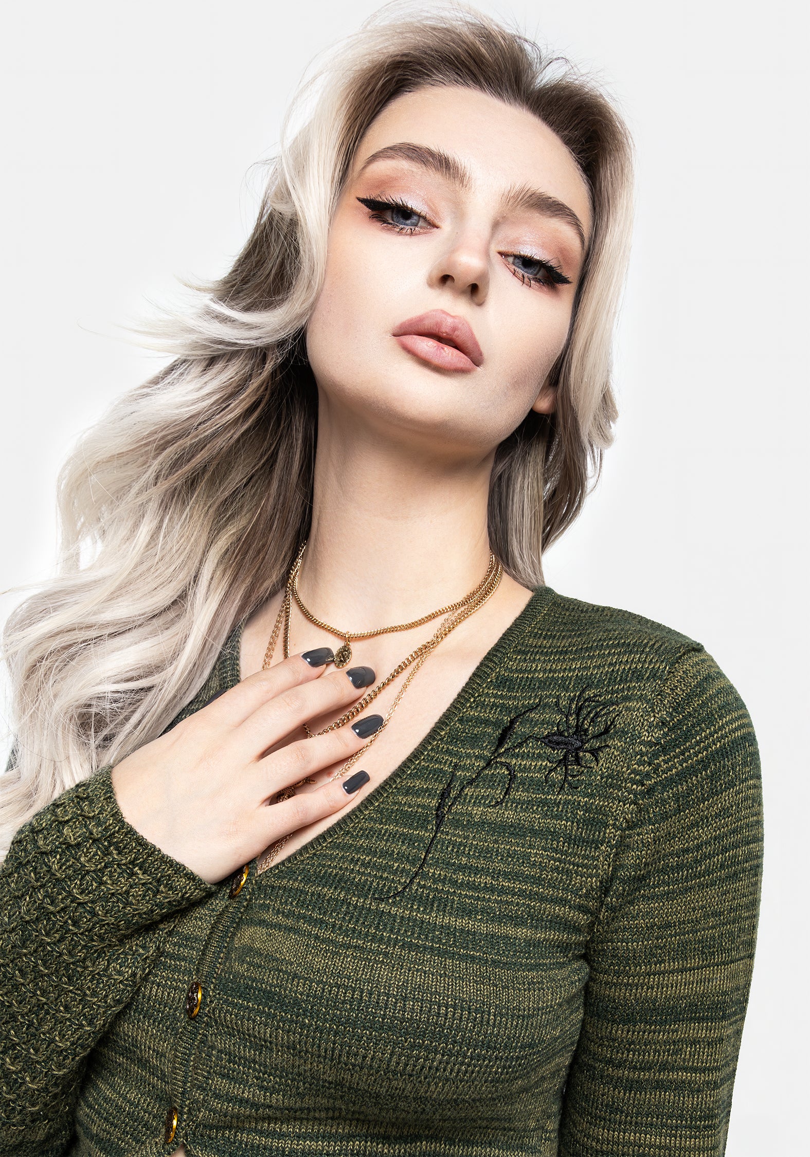 Diastella Floral Embroidered Crop Cardigan - Image 6