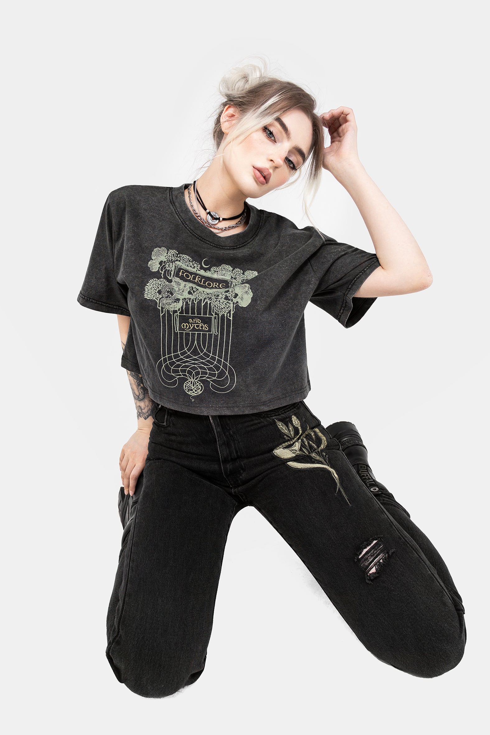 Folklore Boxy Crop T-shirt - Image 6
