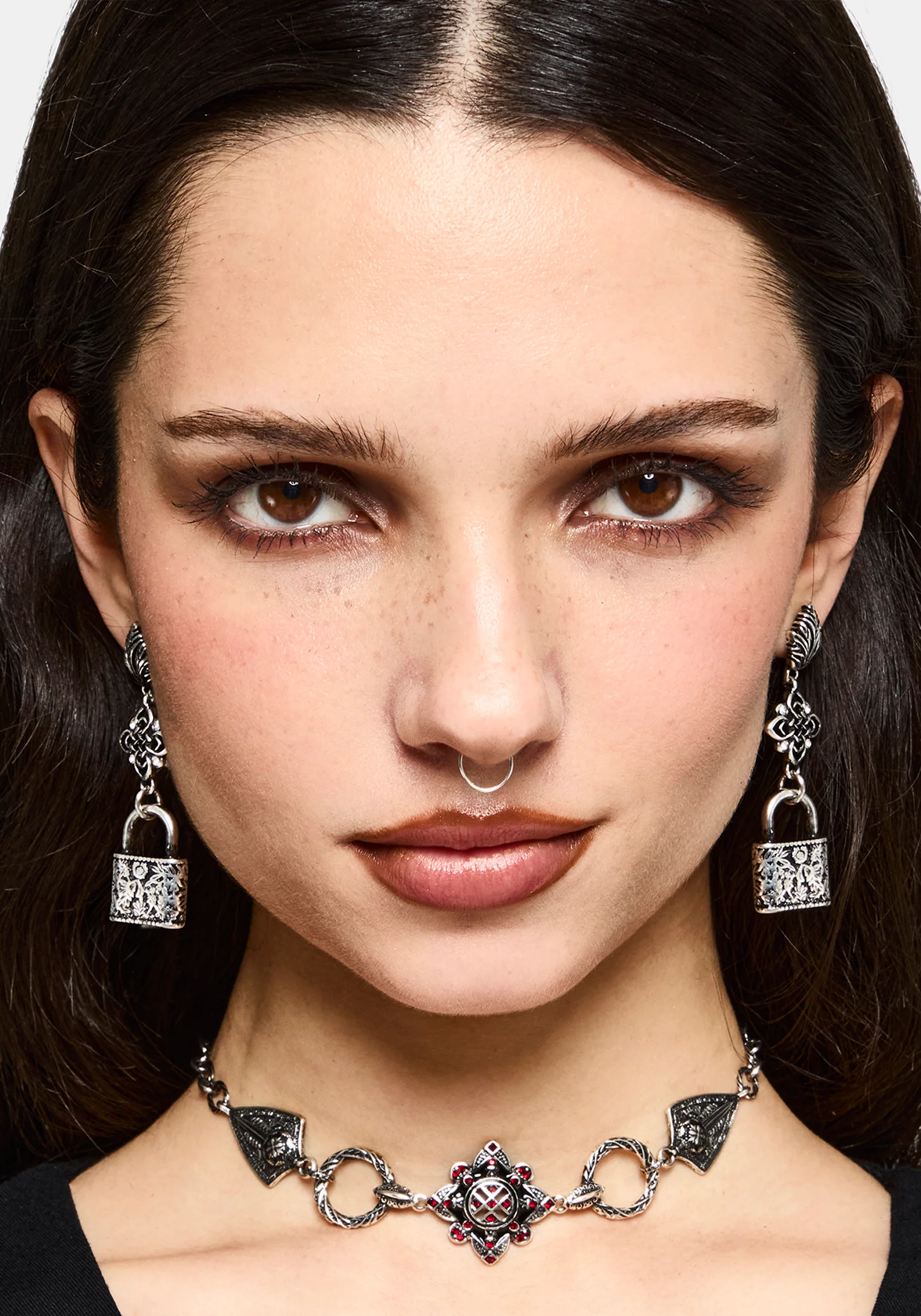 Gorthe Padlock Drop Earrings - Image 4