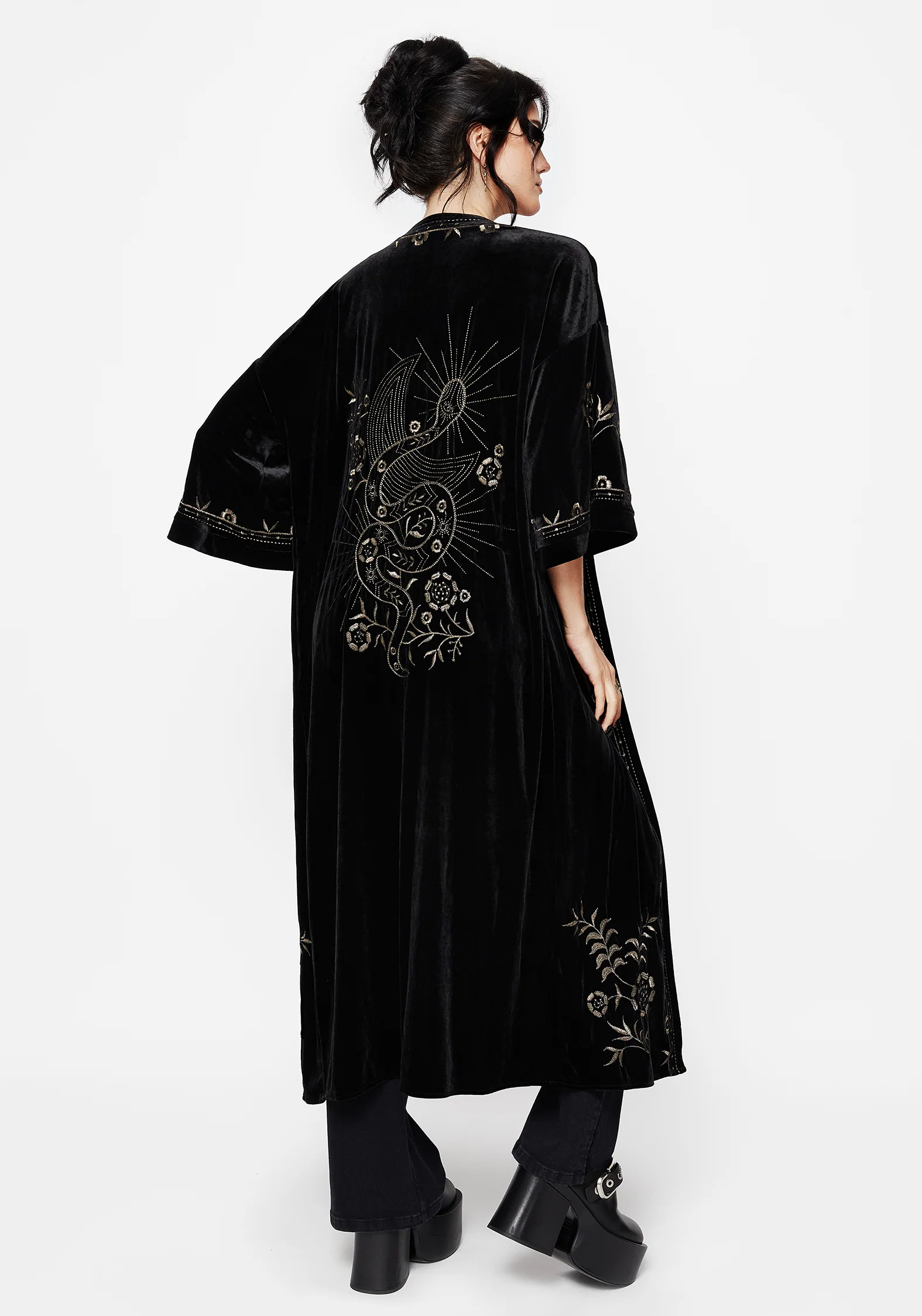 Kobra Velvet Snake Embroidered Longline Kimono - Image 3