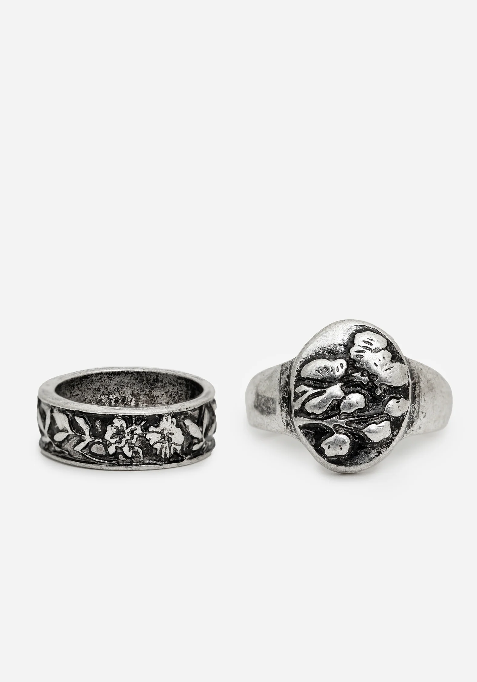 Laverna Floral Ring Set - Image 4