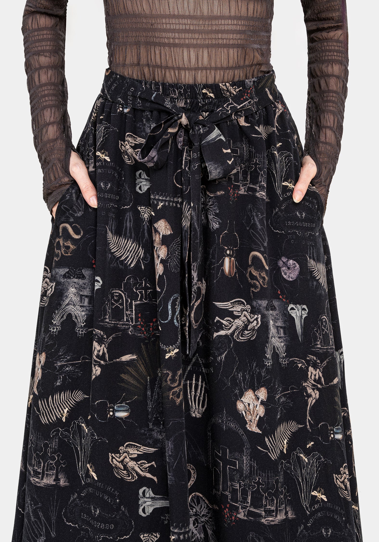 Maudeline Victoriana Print Eco-Viscose Midaxi Skirt - Image 6