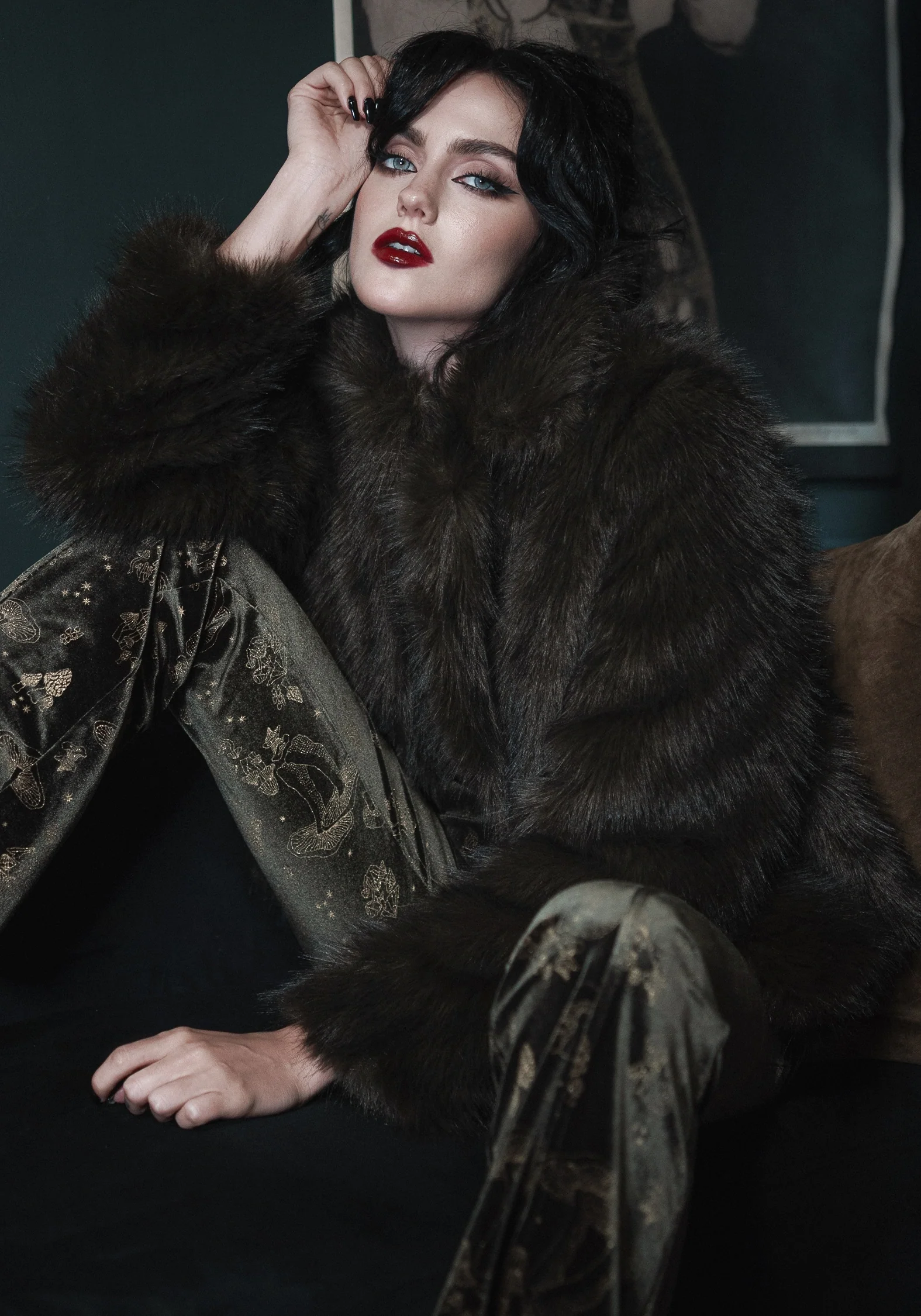 Monstrum Cropped Faux Fur Jacket - Image 2