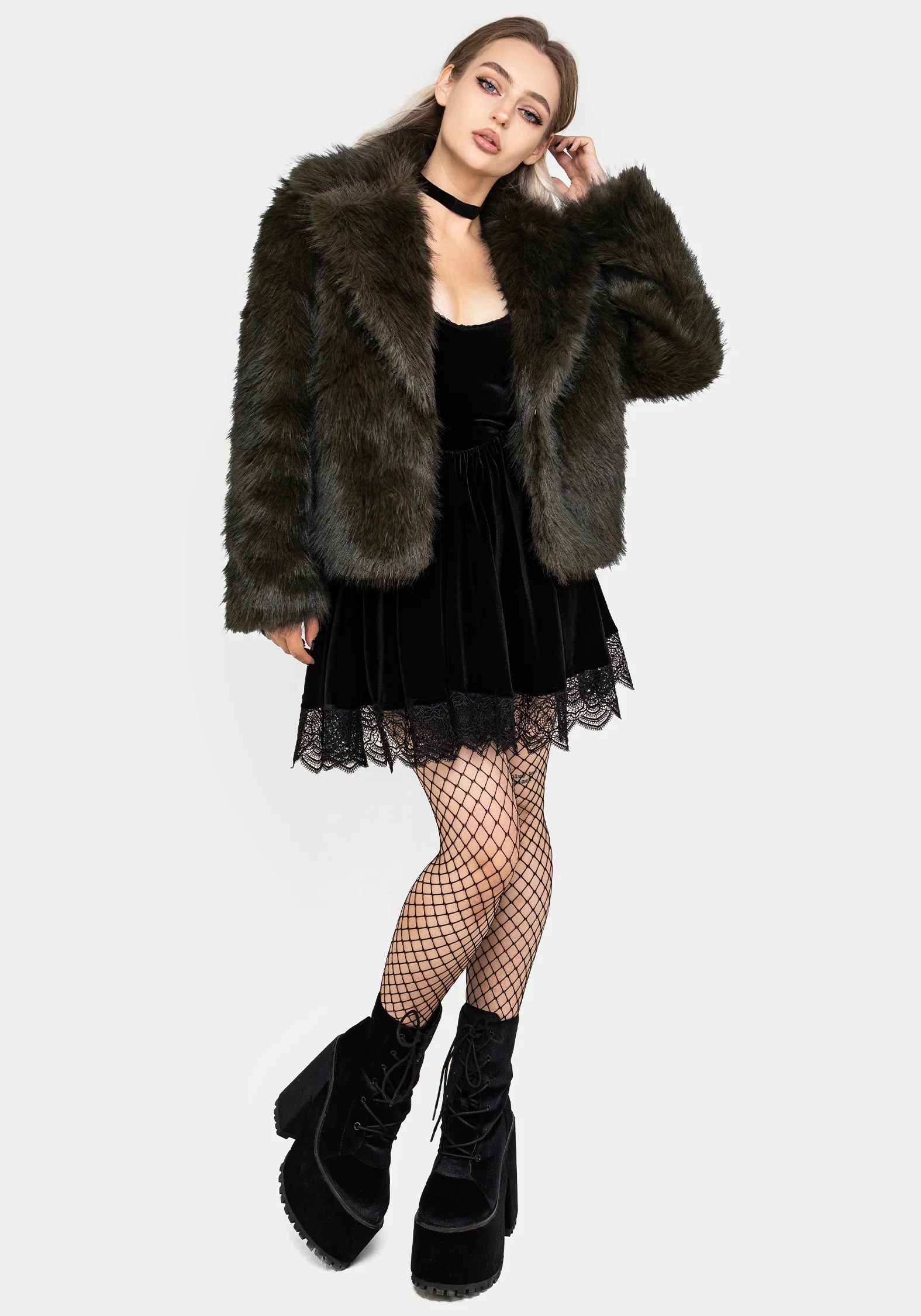 Monstrum Cropped Faux Fur Jacket - Image 5