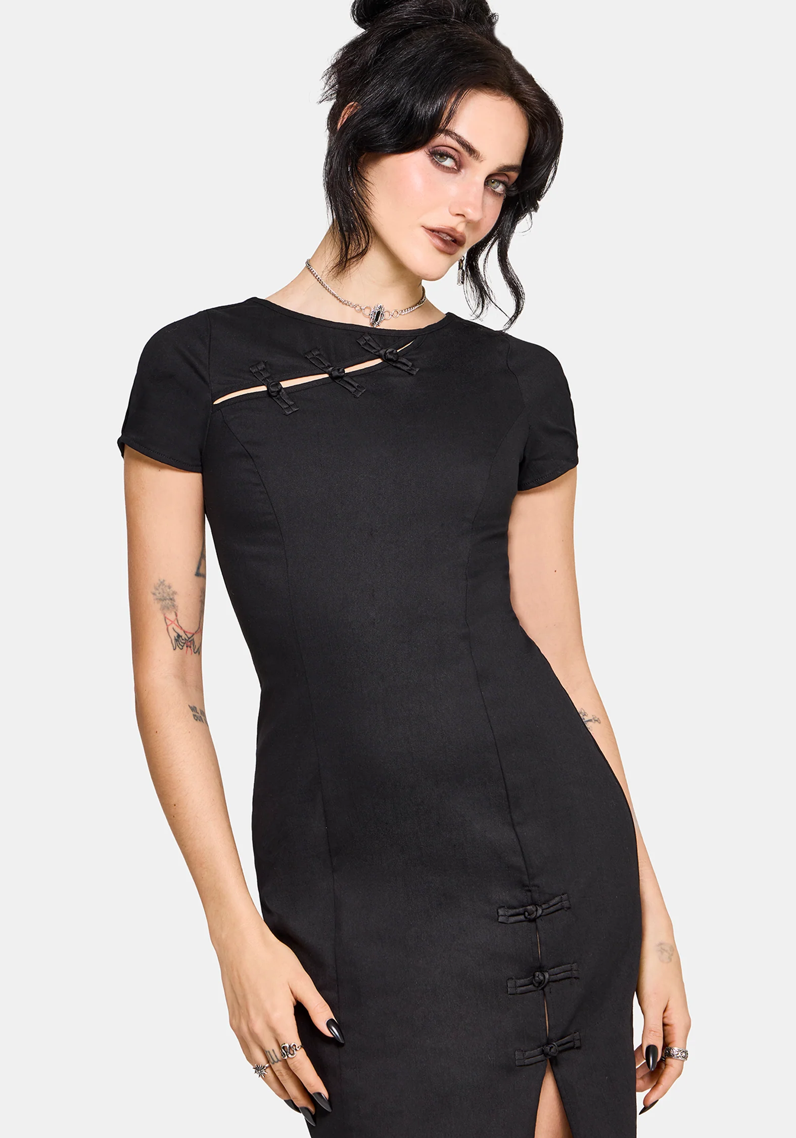 Opaline Asymmetric Neck Slash Short Sleeve Midi Dress - Image 4
