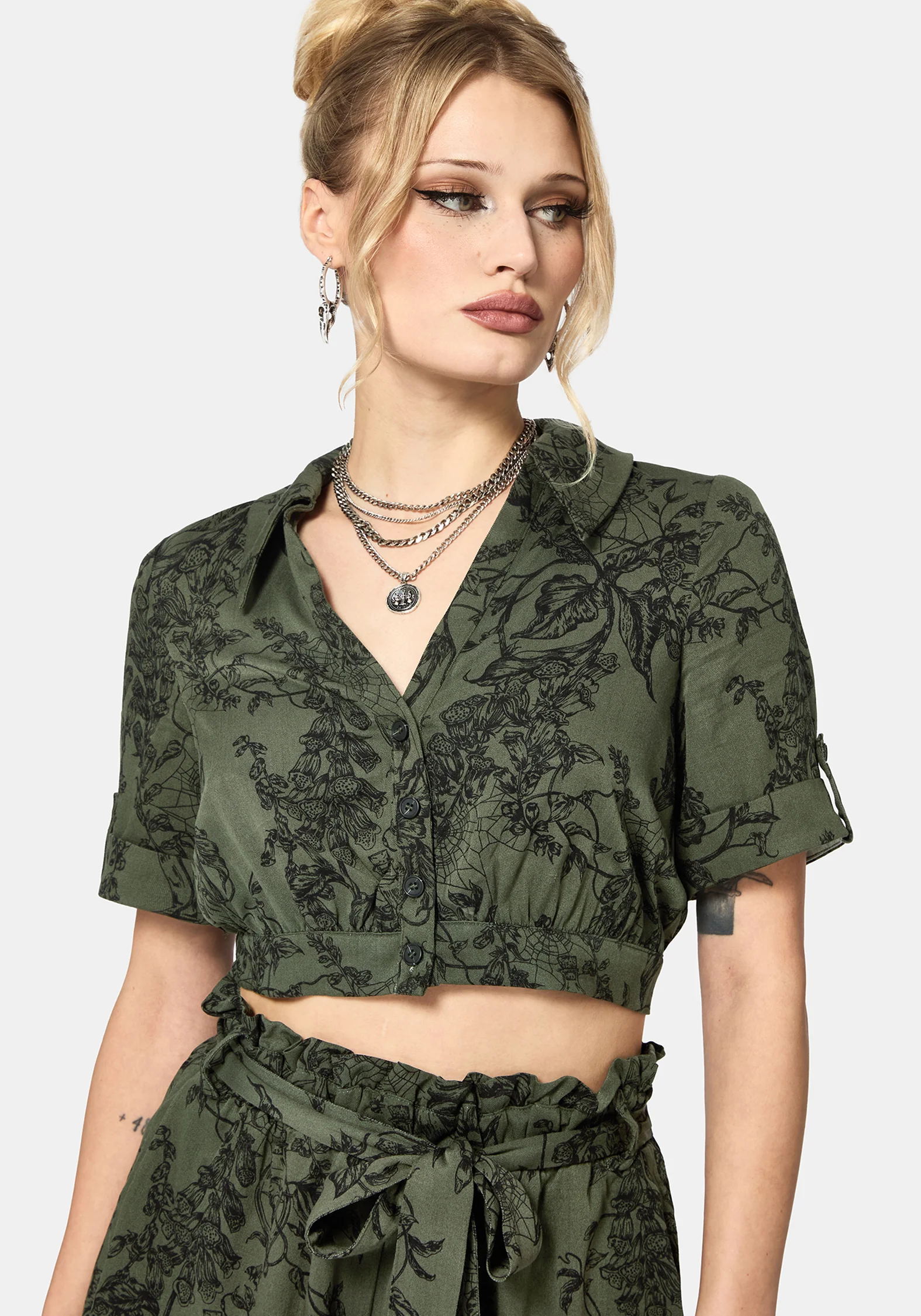 Orla Foxglove Potion Crop Short Sleeved Shirt - Image 4