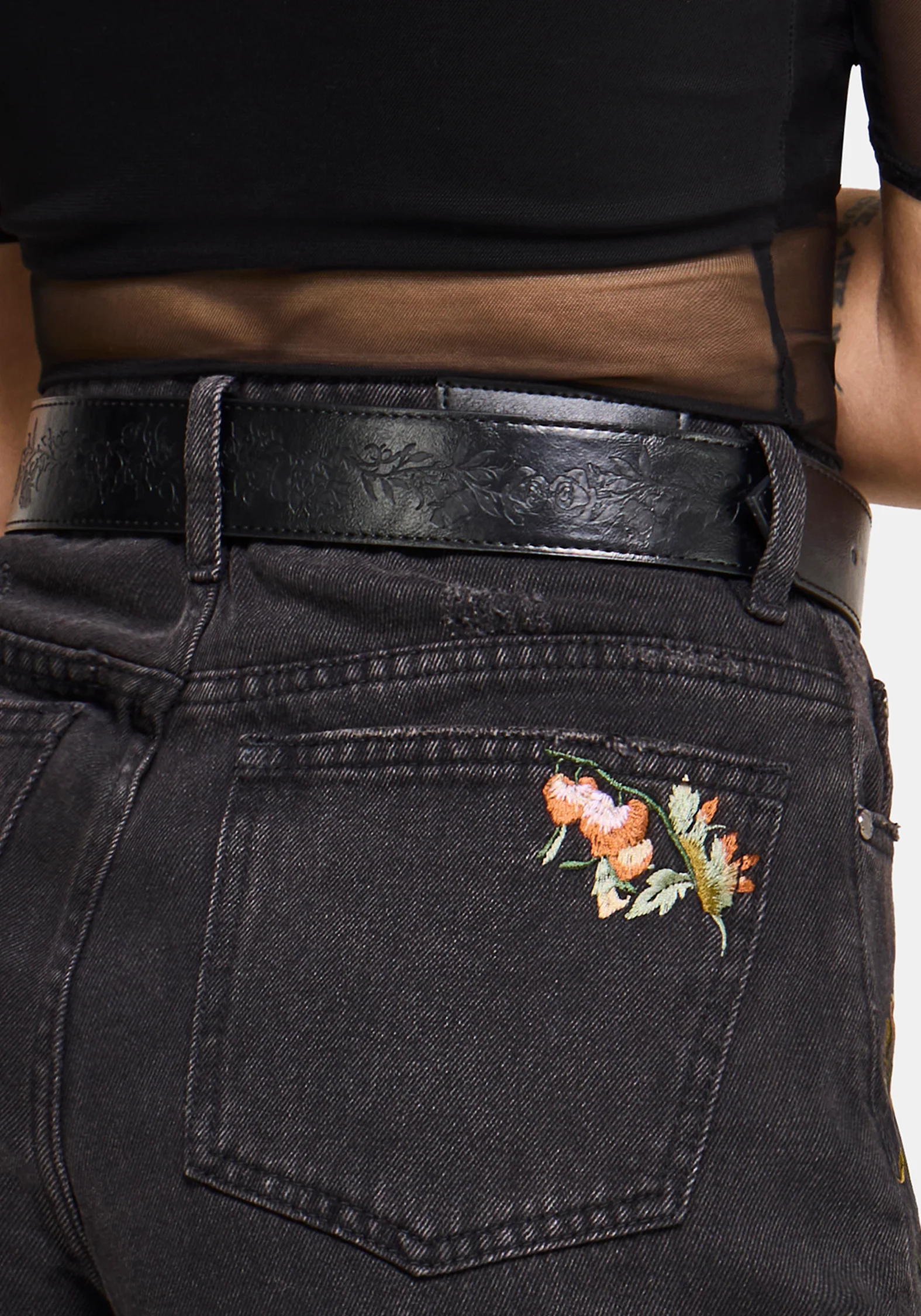 Rosamoth Debossed Buckle Belt - Silver - Image 5