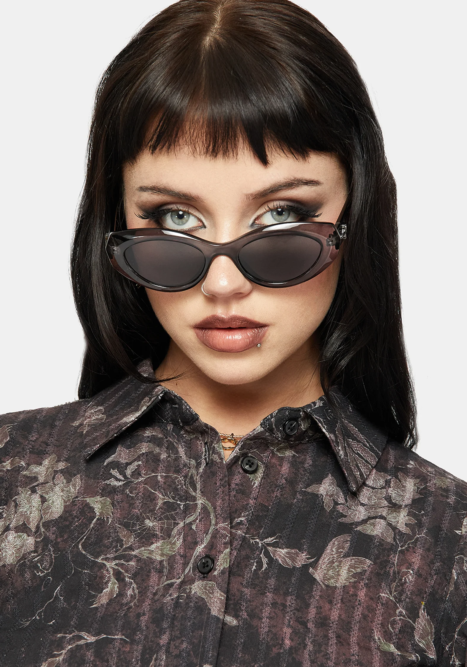 Sabre Dagger Oval Sunglasses - Image 7
