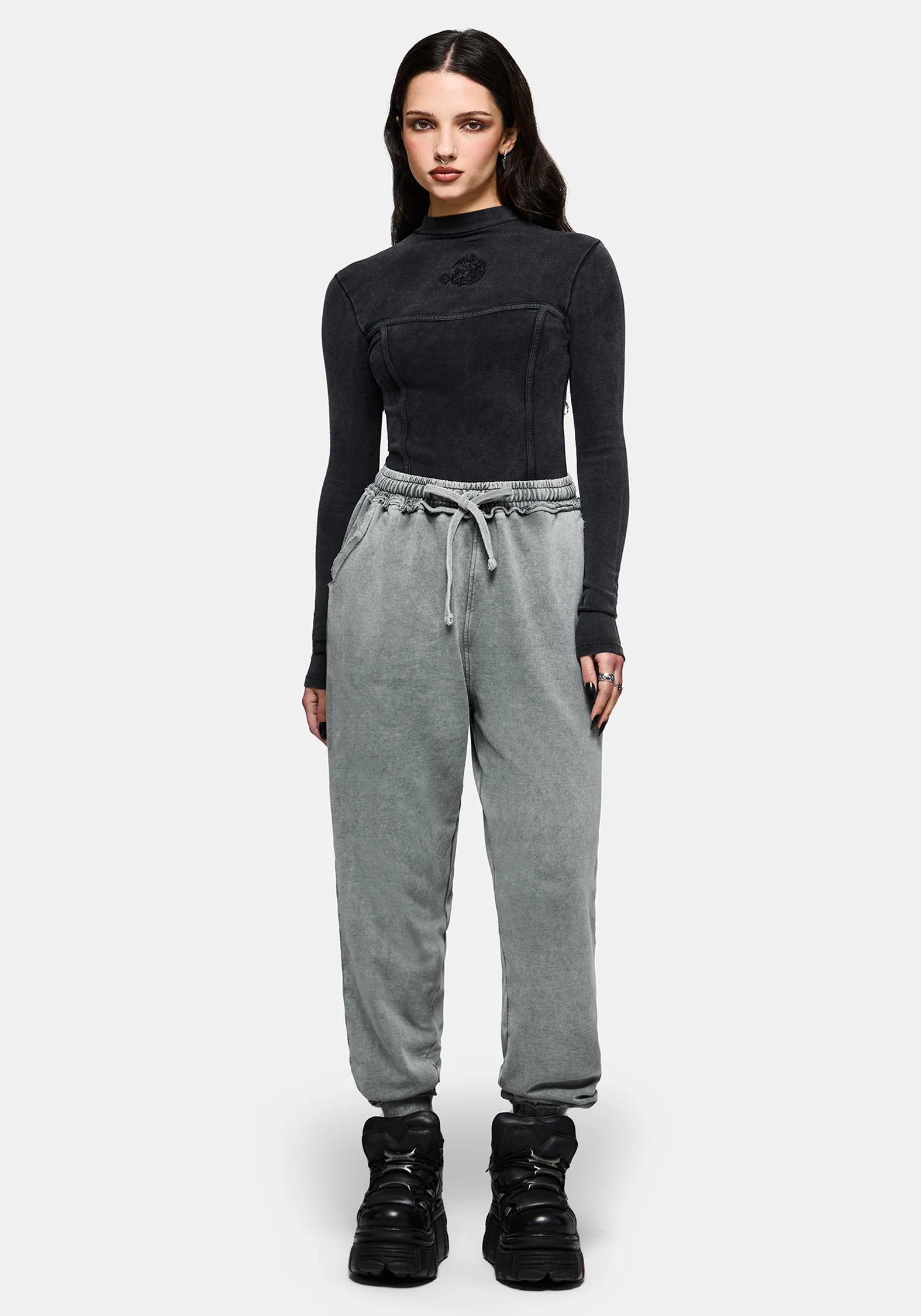 Sylph Fallen Dove Embroidered Cuffed Jogger - Image 4
