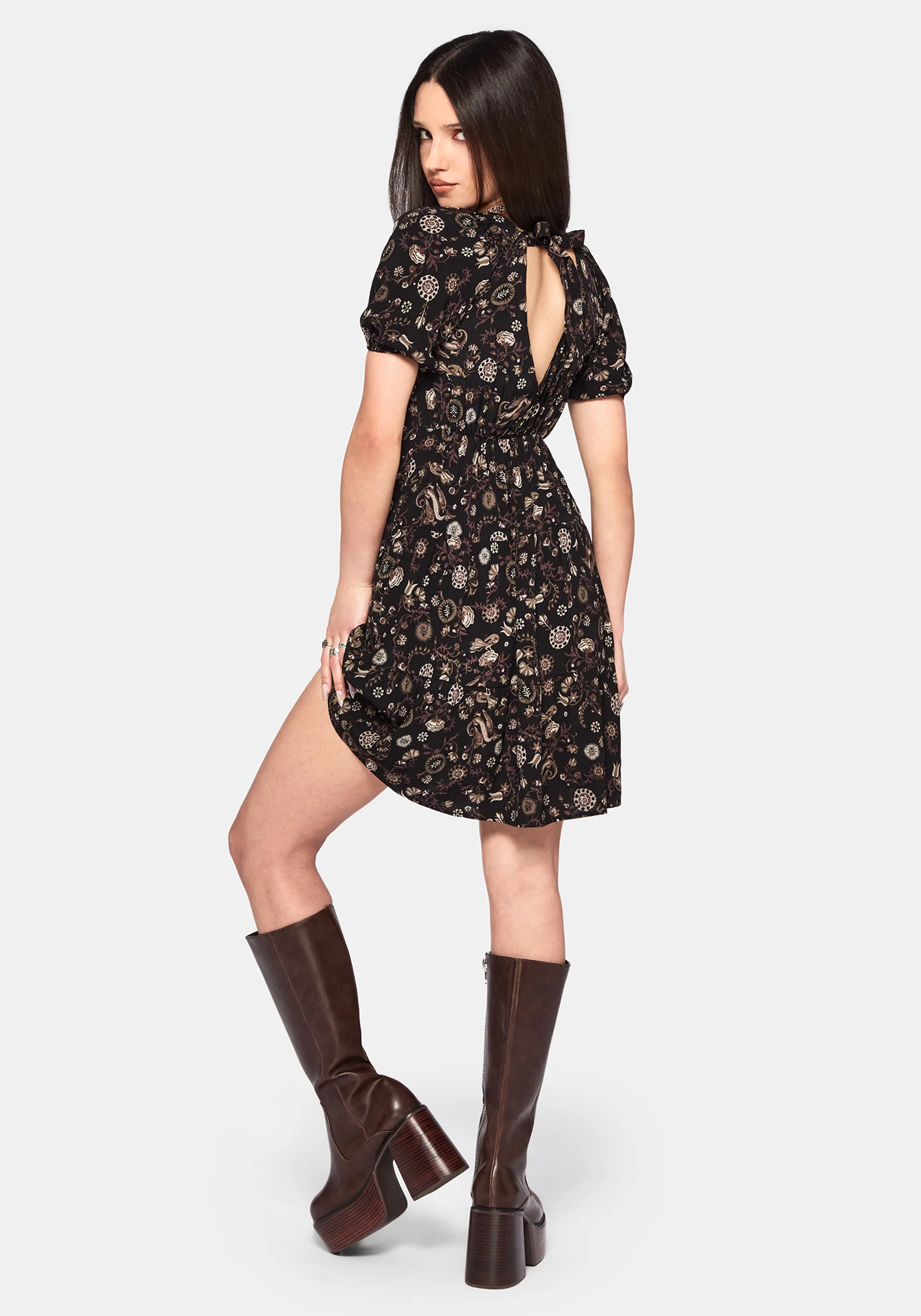 Sylra Ditsy Folk Print Tie Back Tiered Mini Dress - Image 5