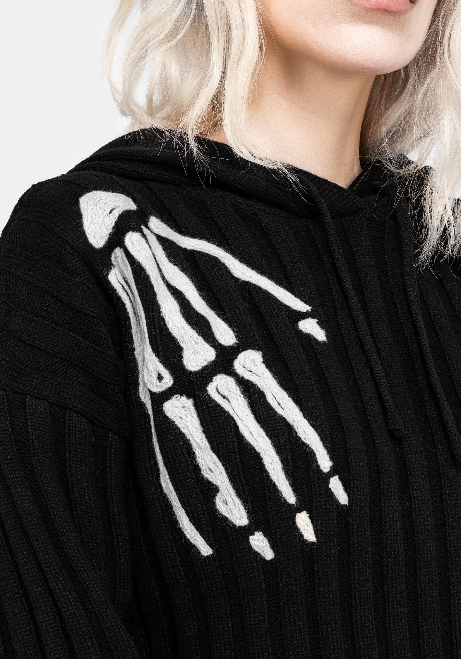 Volar Embroidered Knit Hoody - Image 2